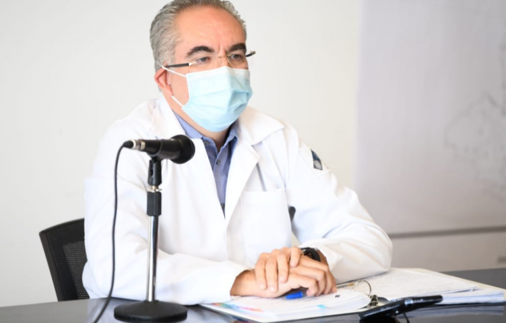 Video desde Puebla: Mueren 24 poblanos más por coronavirus y se contagian 146, advirtió el secretario de Salud
