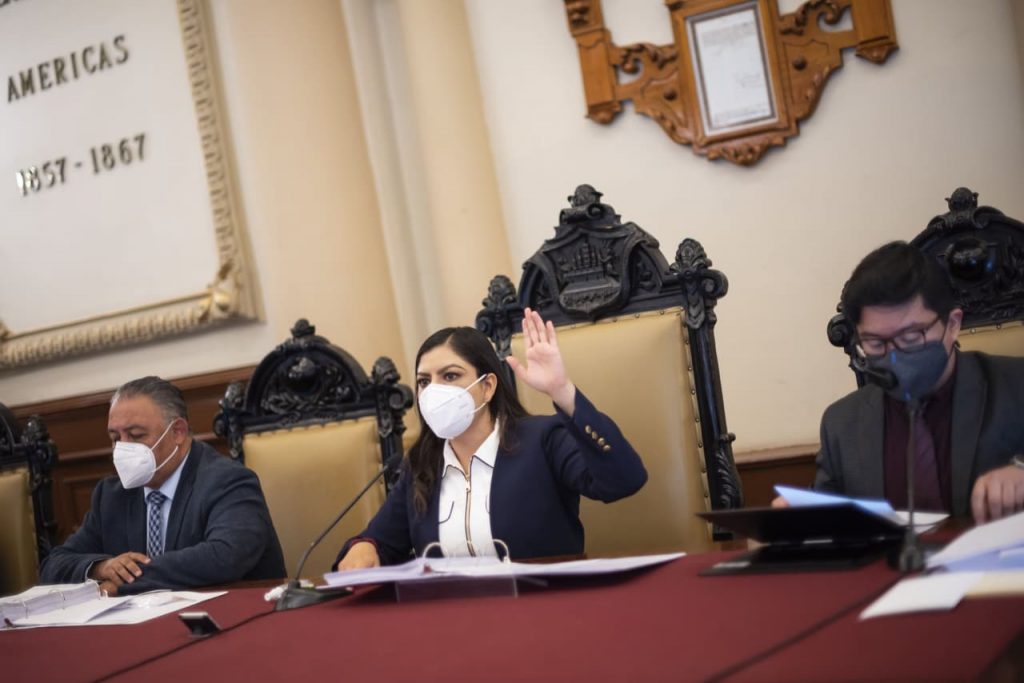 Cabildo poblano avala gestión sustentable de residuos sólidos urbanos y acceso universal al agua