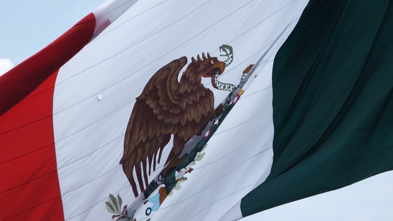 La Bandera y el color de las camisetas de fútbol en México, una cuestión de identidad nacional