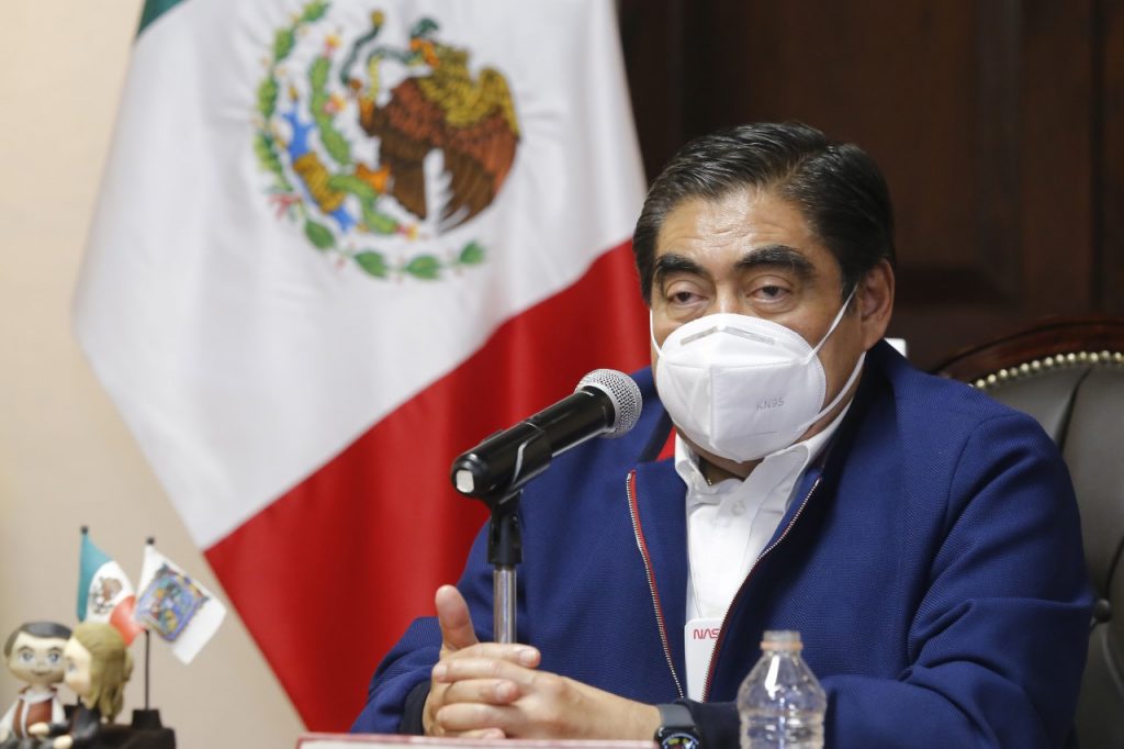 Video desde Puebla: Sin abusos ni engaños el proceso de vacunación en el estado, aseguró el gobernador Miguel Barbosa