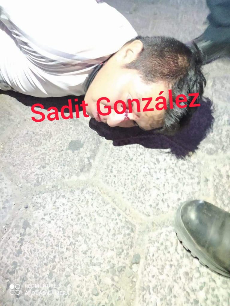 En Cuautlancingo vecinos atrapan a rateros que habían herido a dos pasajeros de transporte público