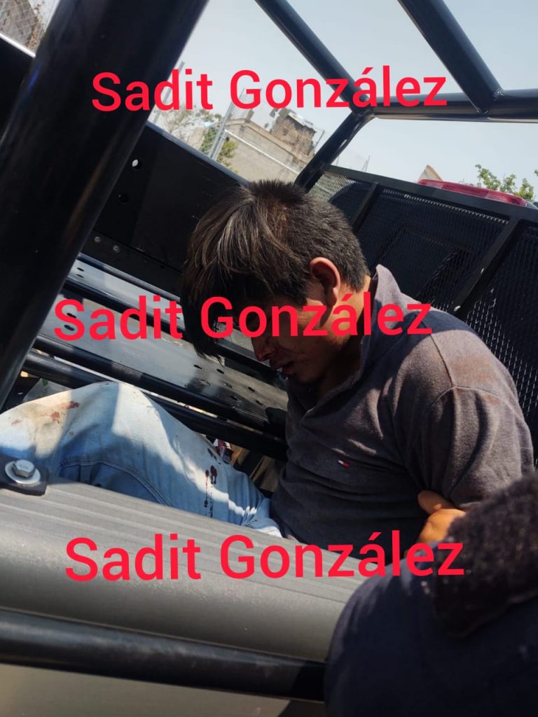 Detienen a uno de tres presuntos ladrones armados en Amozoc