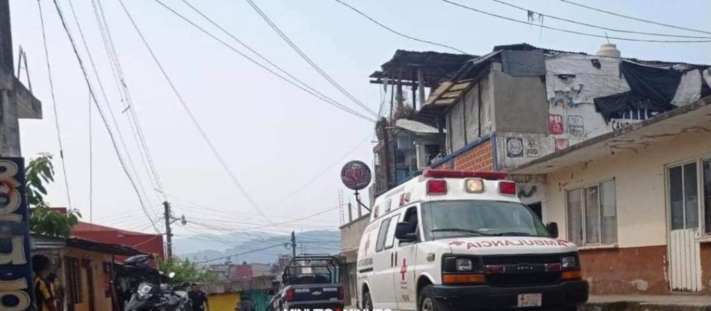 La tarde de este miércoles, un hombre fue lesionado con un machete en la Colonia La Mesita en Huauchinango
