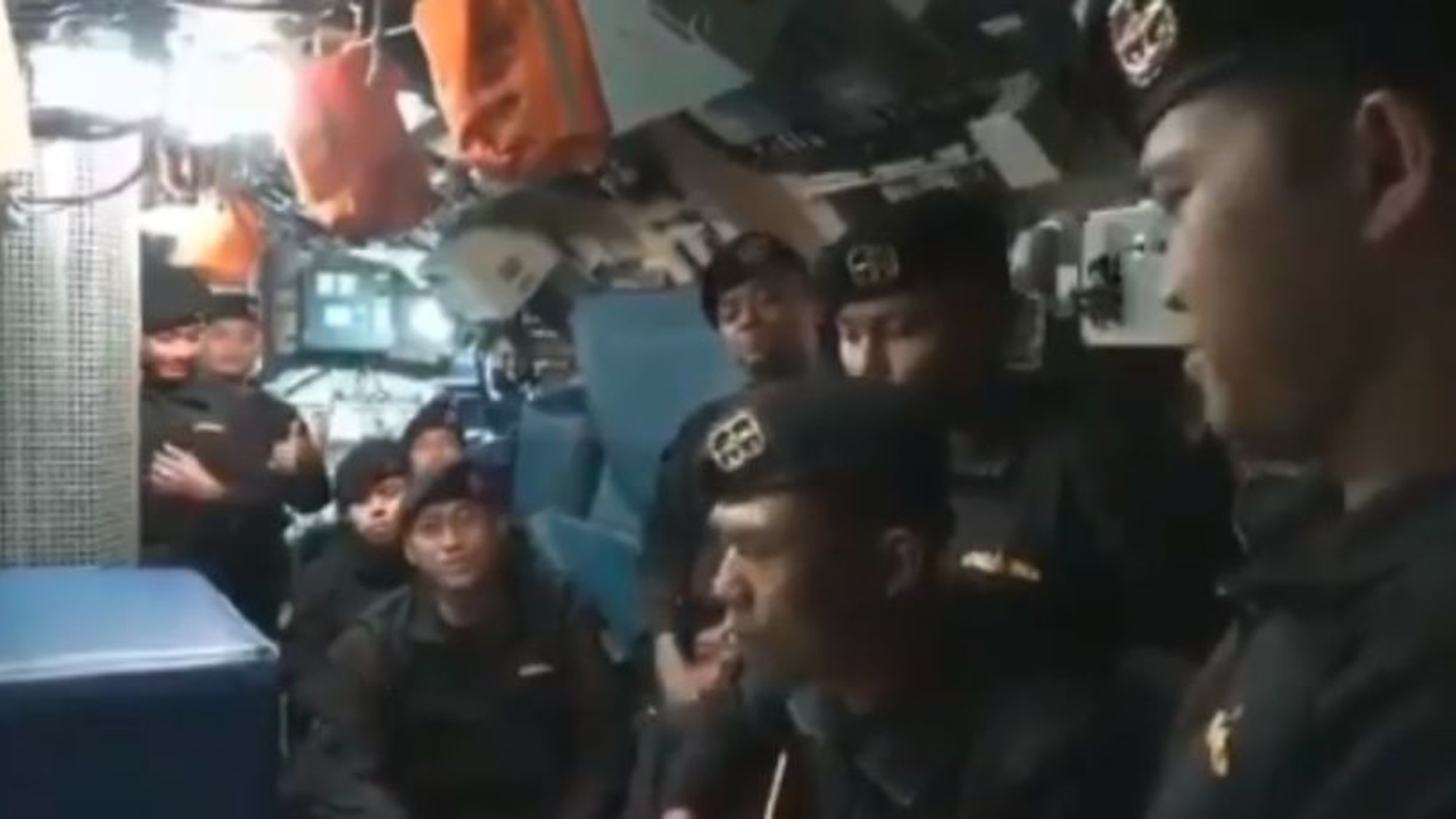 Revelan grabación del submarino de Indonesia antes de hundirse