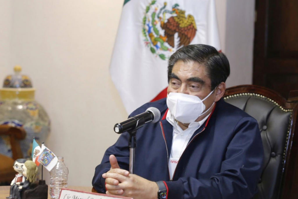 Video desde Puebla: Gobernador Barbosa avaló apertura del Cuauhtémoc en el juego de la Franja contra Pumas