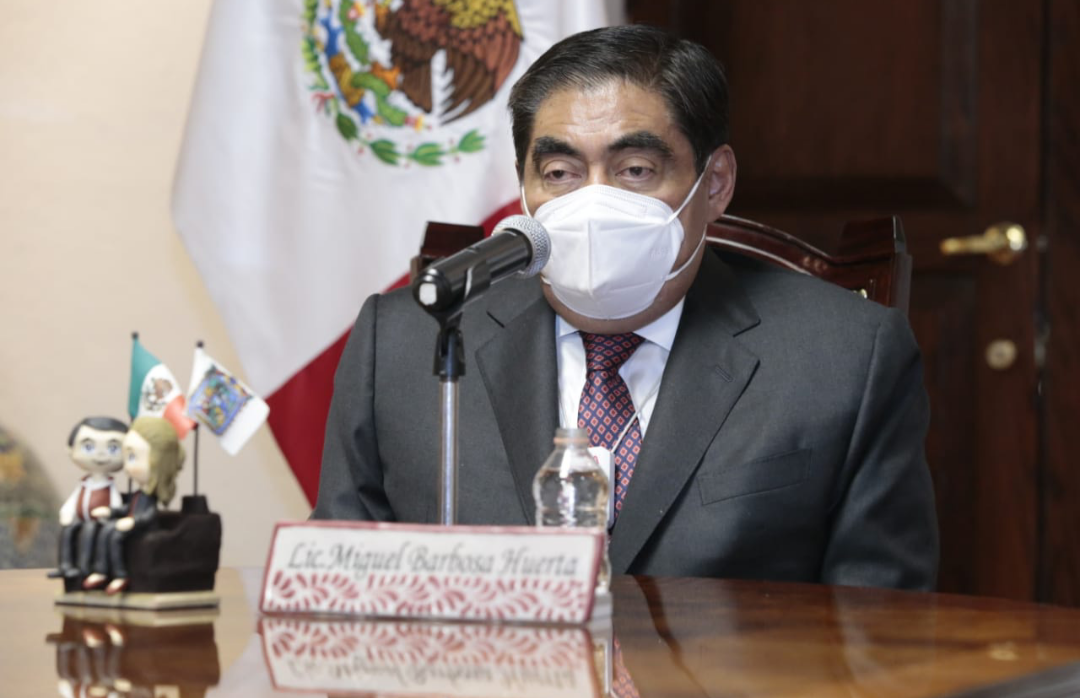 Video desde Puebla: Gobernador Barbosa ofreció protección estatal a la víctima del diputado federal Saúl Huerta