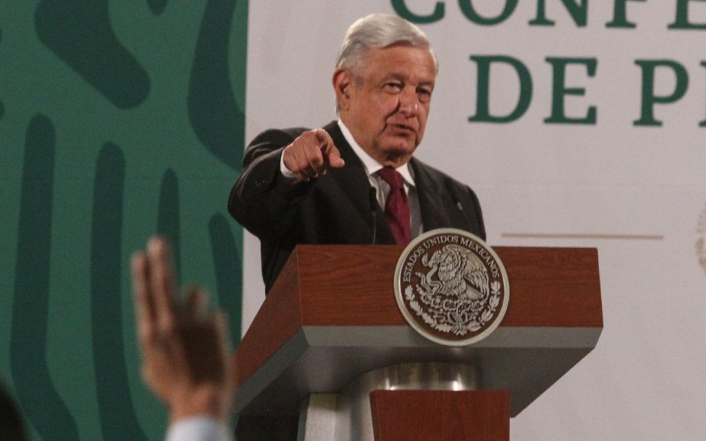 INE apercibe a AMLO; pide que respete veda electoral durante sus ‘mañaneras’