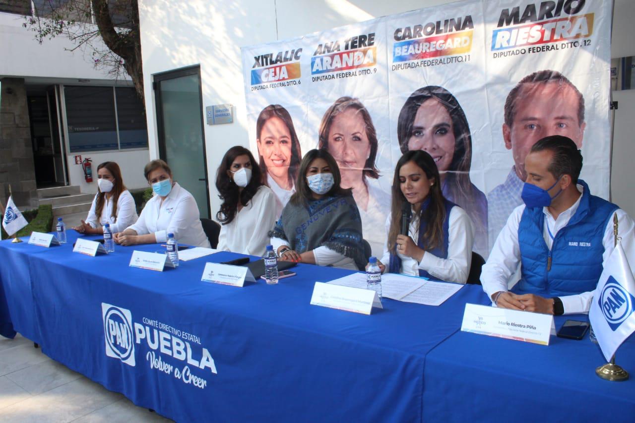 Firman candidatas y candidatos de Va por México Compromisos por las Mujeres