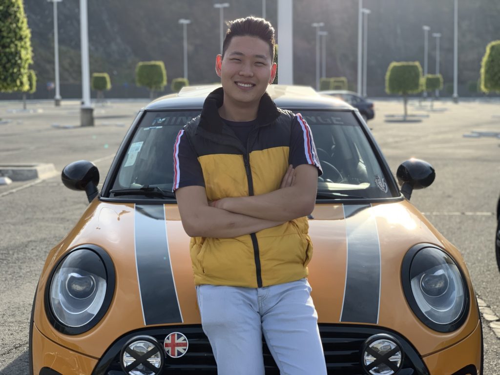 Sa Min Kang: el influencer que está revolucionando con sus contenidos el mundo de los autos