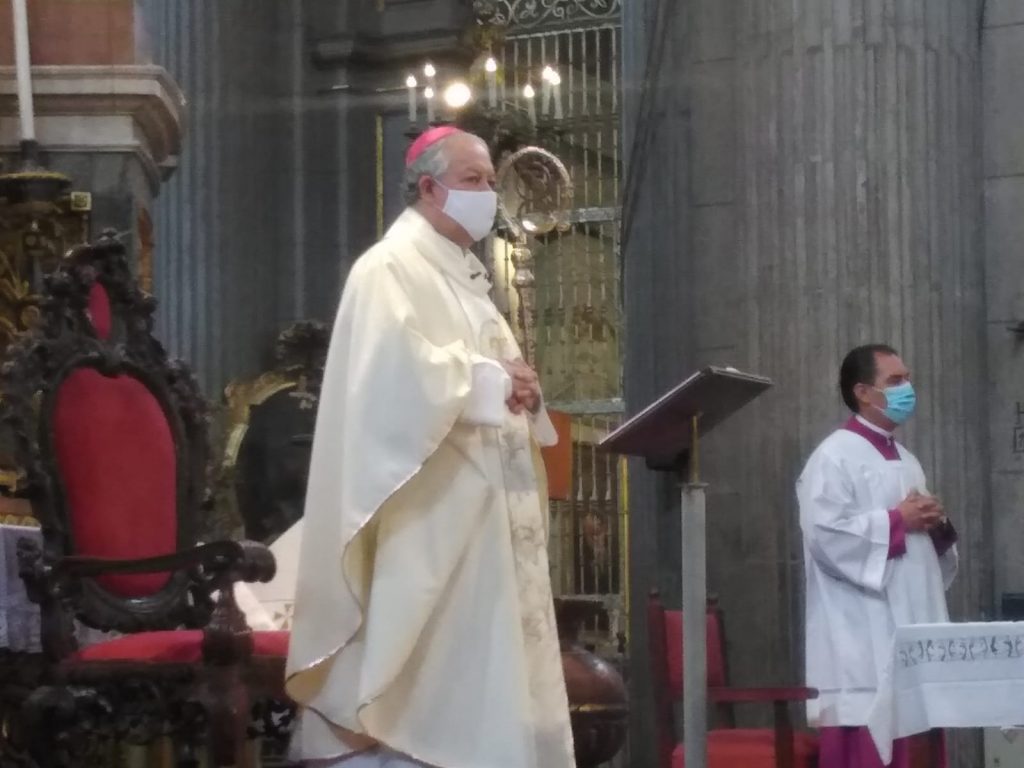 Pide Arzobispo de Puebla orar para que cese la pandemia en el mundo y por la gente de Colombia