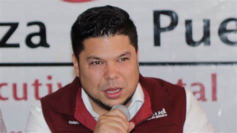 Gabriel Biestro insiste en tirar la candidatura de Claudia Rivera Vivanco en el TEPJF
