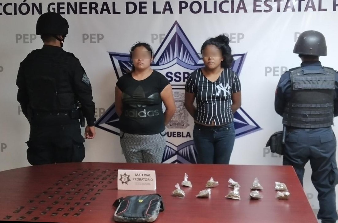 Policía estatal captura a dos presuntas narcovendedoras de “La Tita”