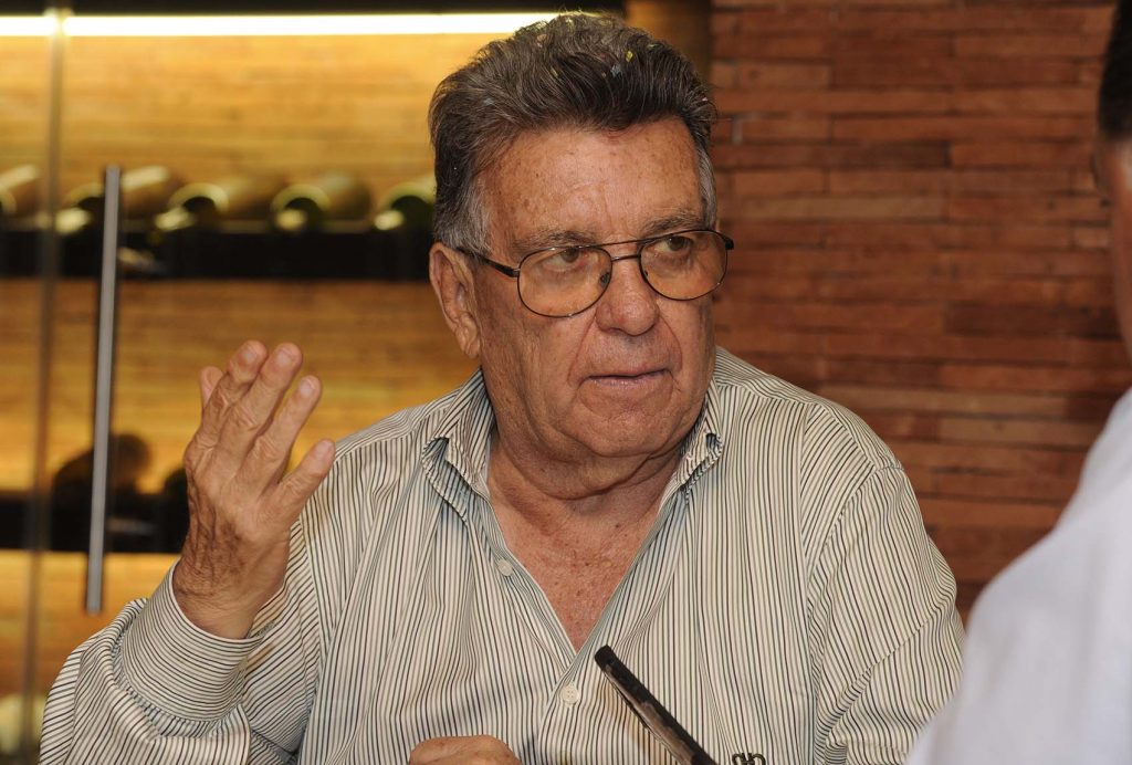 Morena horda de mercaderes del poder y ambición: Maurer