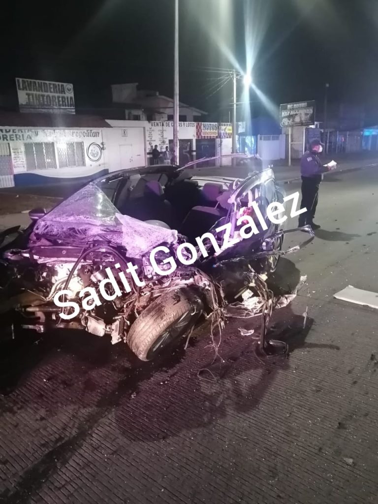 Choque frontal deja un hombre sin vida en Amozoc