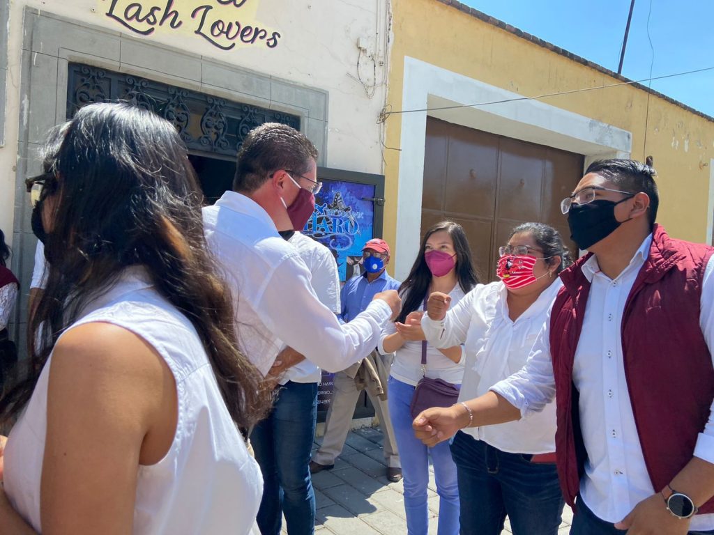 Créditos a la palabra para reactivar la economía, planteó Julio Lorenzini en San Pedro Cholula