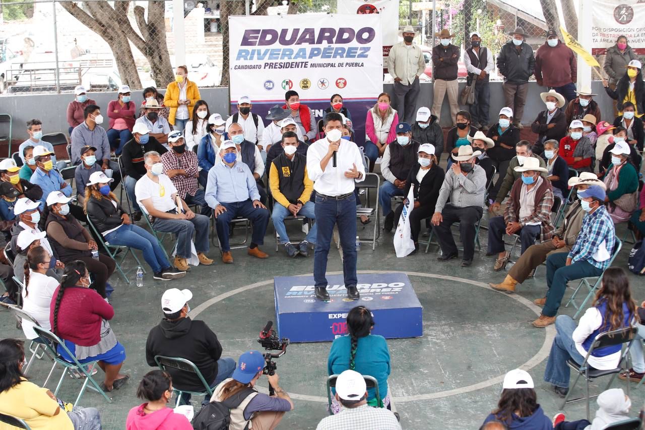 Eduardo Rivera asegura en Azumiatla  que el 6 de junio se cambiará de rumbo