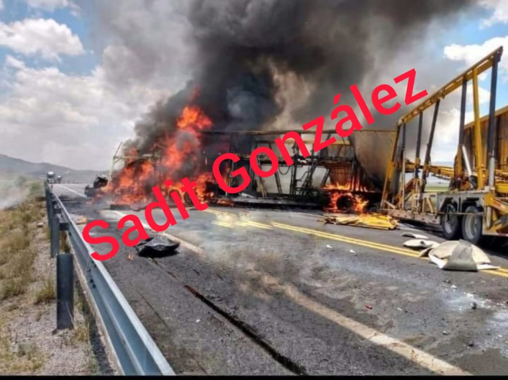 Percance entre camión y camioneta deja tres muertos en la Amozoc-Perote