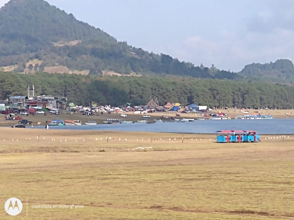 Asesinan a mujer y la arrojan a fosa séptica en zona turística de la México-Tuxpan