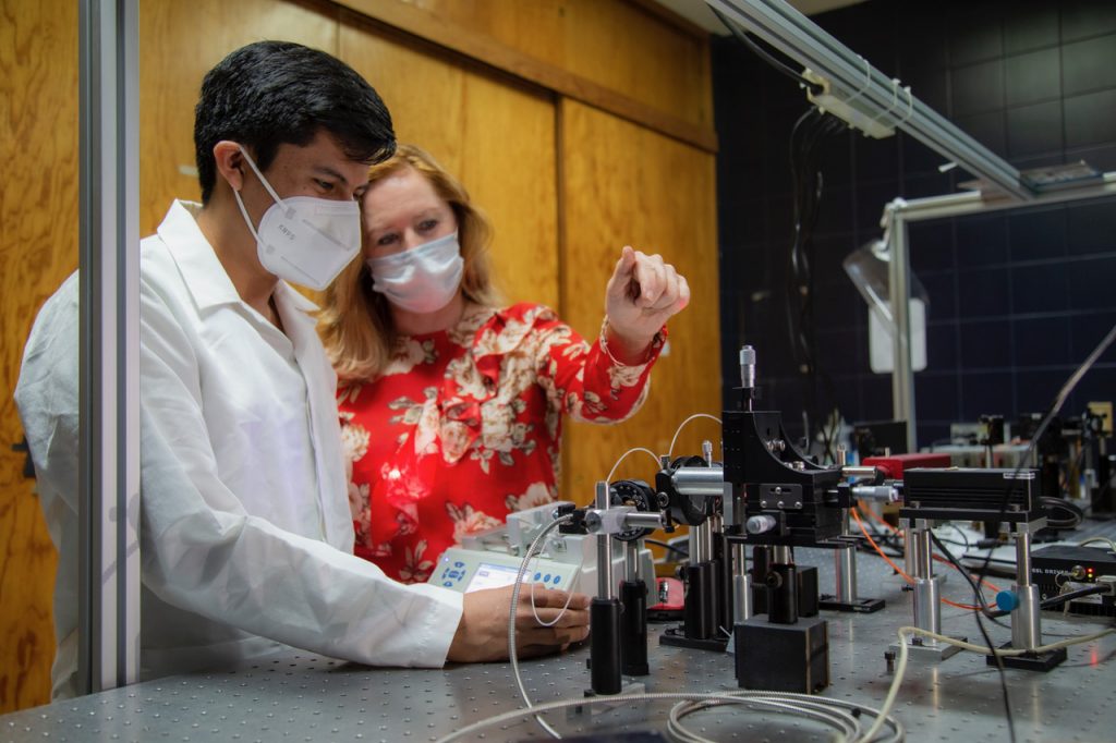 Desarrolla el INAOE prototipo de sensor óptico para detectar Sars-CoV-2