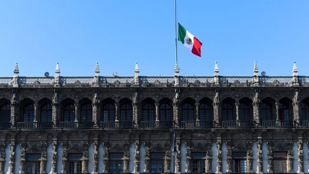 AMLO decreta tres días de luto nacional por accidente en Línea 12 del Metro