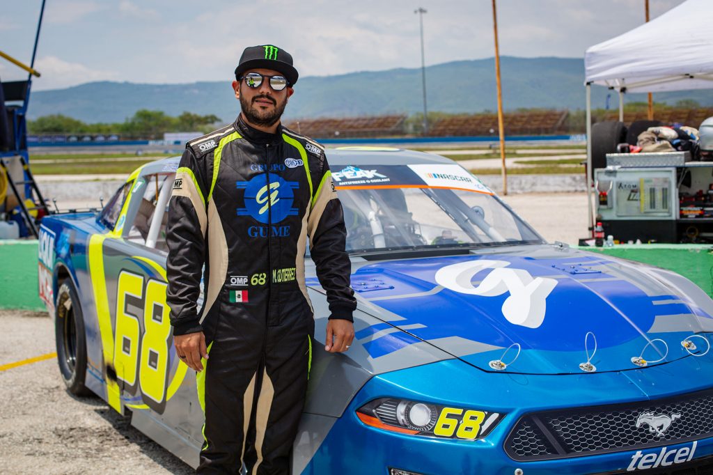 En su regreso a Nascar México, “Manolín” Gutiérrez logró un top-10 en Chiapas
