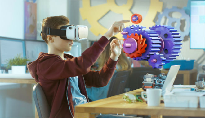 La enseñanza con realidad virtual puede multiplicar por cuatro la retención  de conocimientos, Formación, Economía