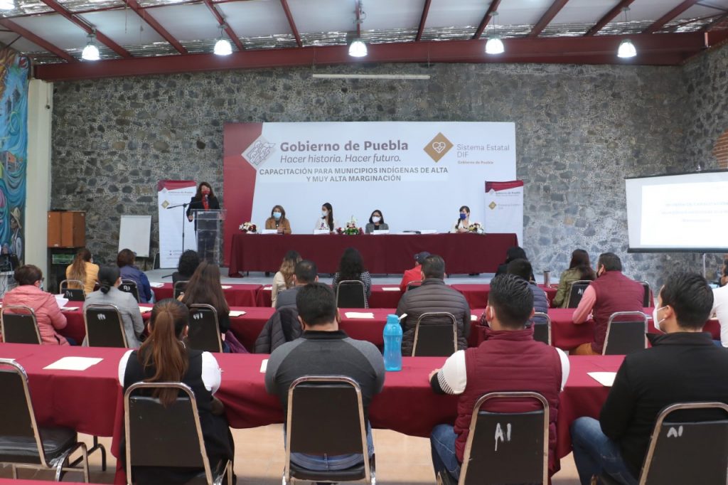 Suman esfuerzos SEDIF y Beneficencia Pública para apoyar a población con discapacidad