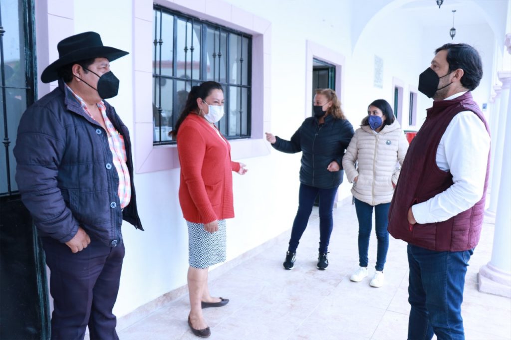 Fortalece SEDIF trabajo coordinado con juntas auxiliares de Teziutlán