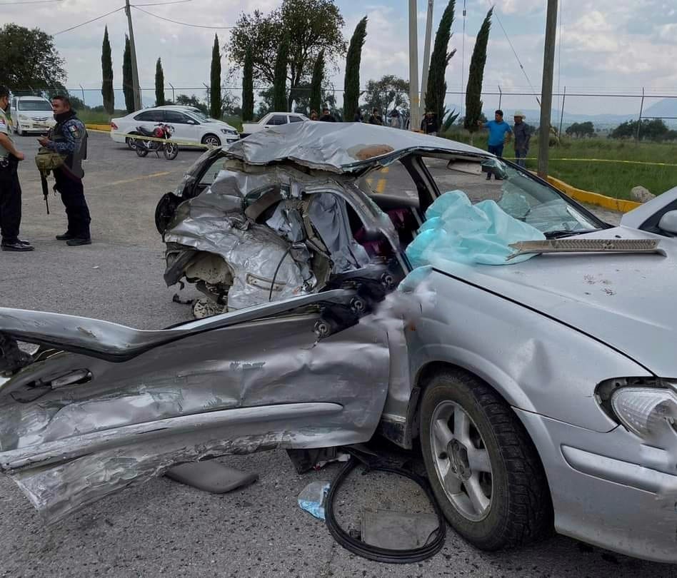 Fallecen tres personas en trágico accidente en Cuapiaxtla; el responsable se da a la fuga