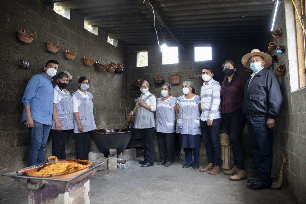 Cocineras de Calpan, finalistas de concurso nacional