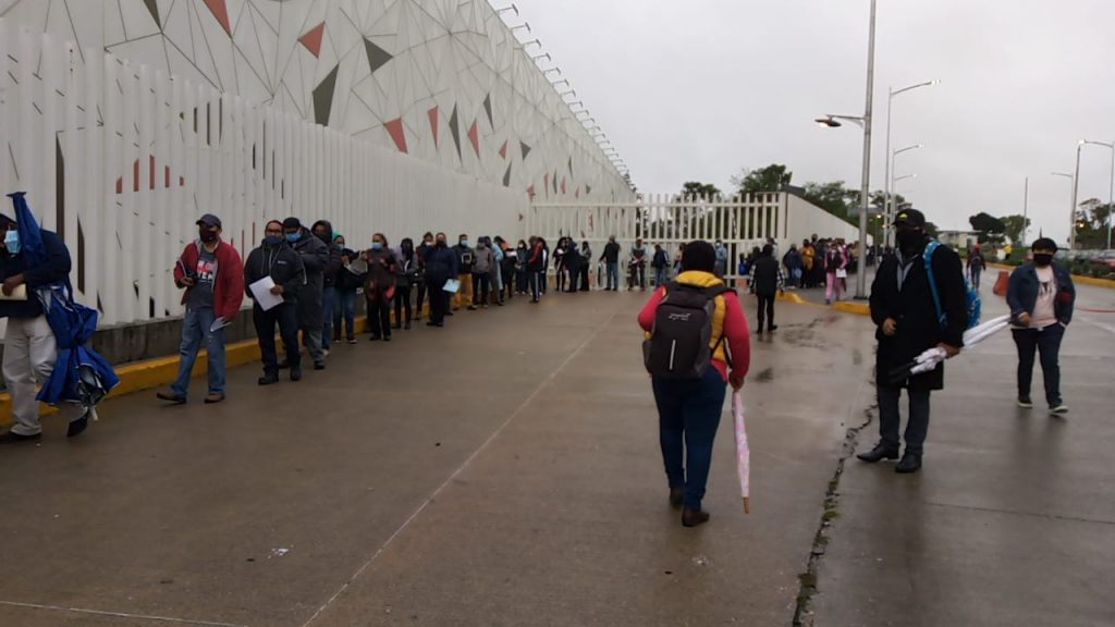 Video desde Puebla: Sin filas y con rapidez se vacunan en el Centro Expositor