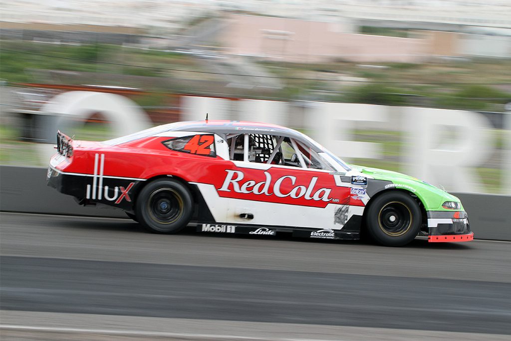 Juan Manuel González con complicado fin de semana en Querétaro