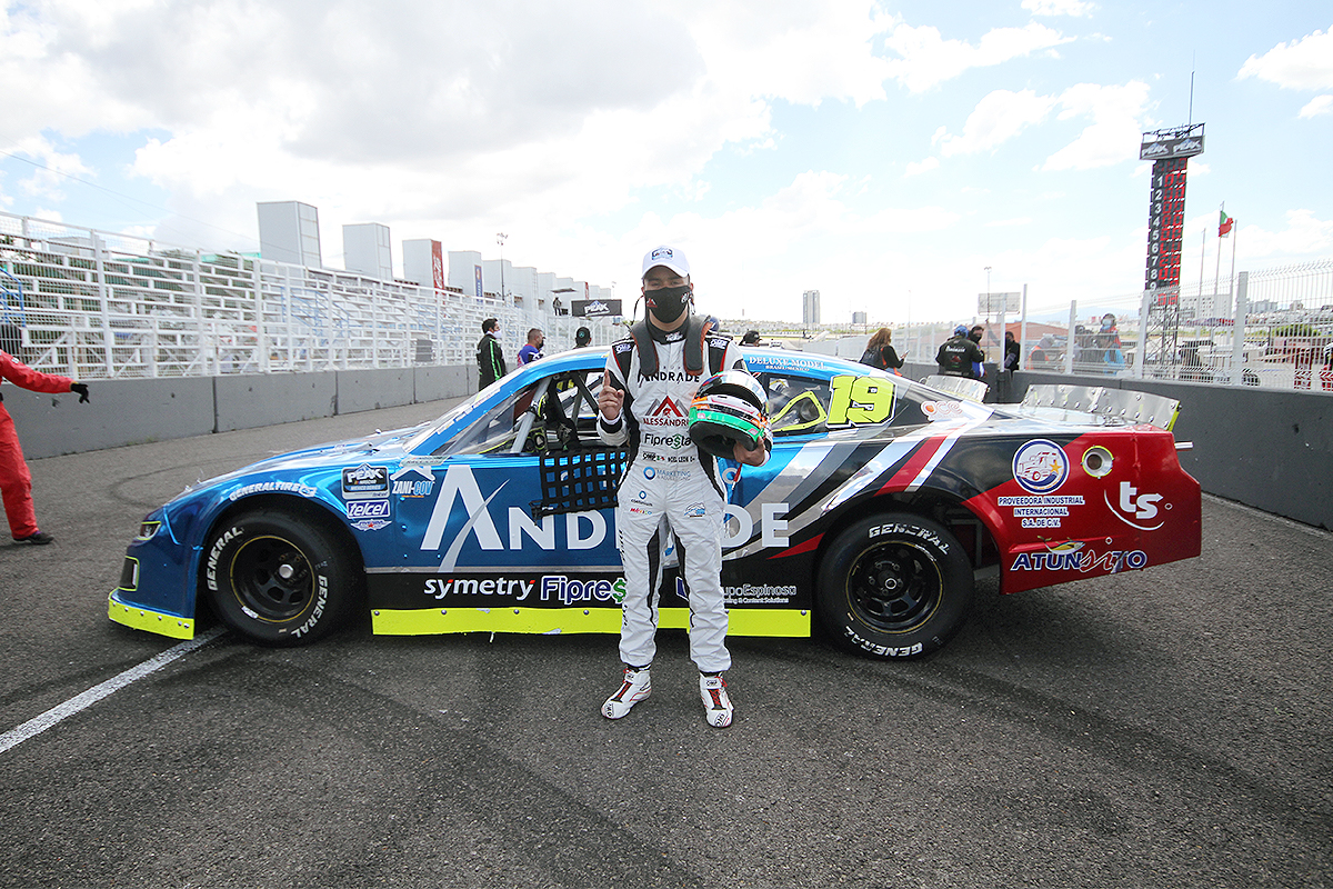 Extraordinario regreso de Ramírez Racing en NASCAR México