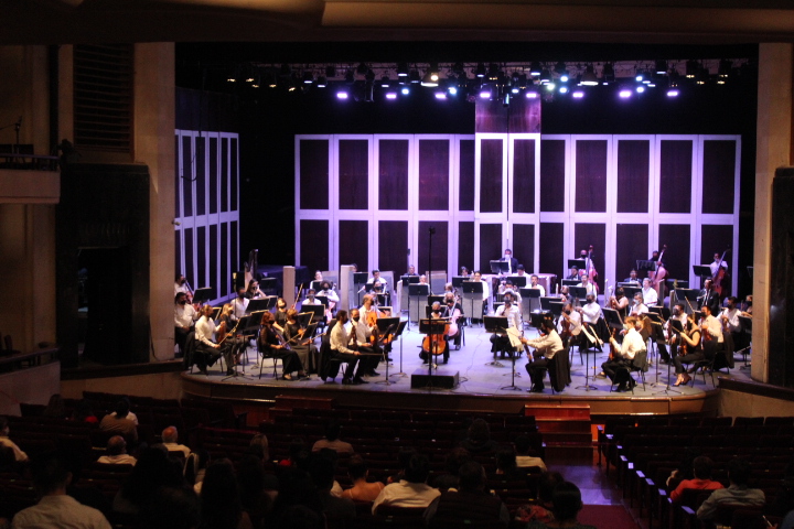 La OSSLP realizó concierto con público en el Teatro de la Paz