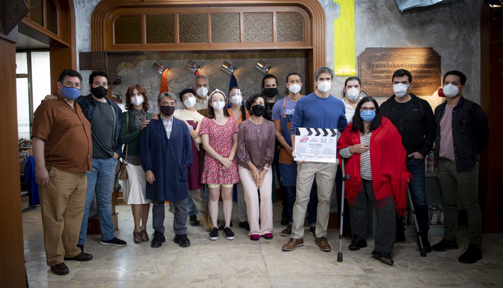 Pizarrazo por inicio de grabaciones de “S.O.S. Me estoy enamorando”