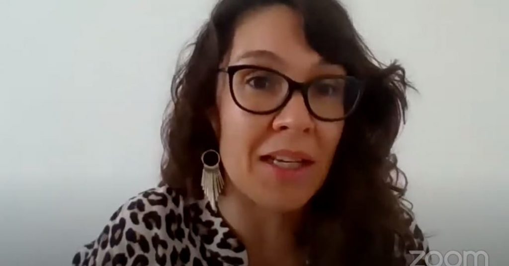 Vital, poner los cuidados al centro para salir de la crisis del COVID-19: experta