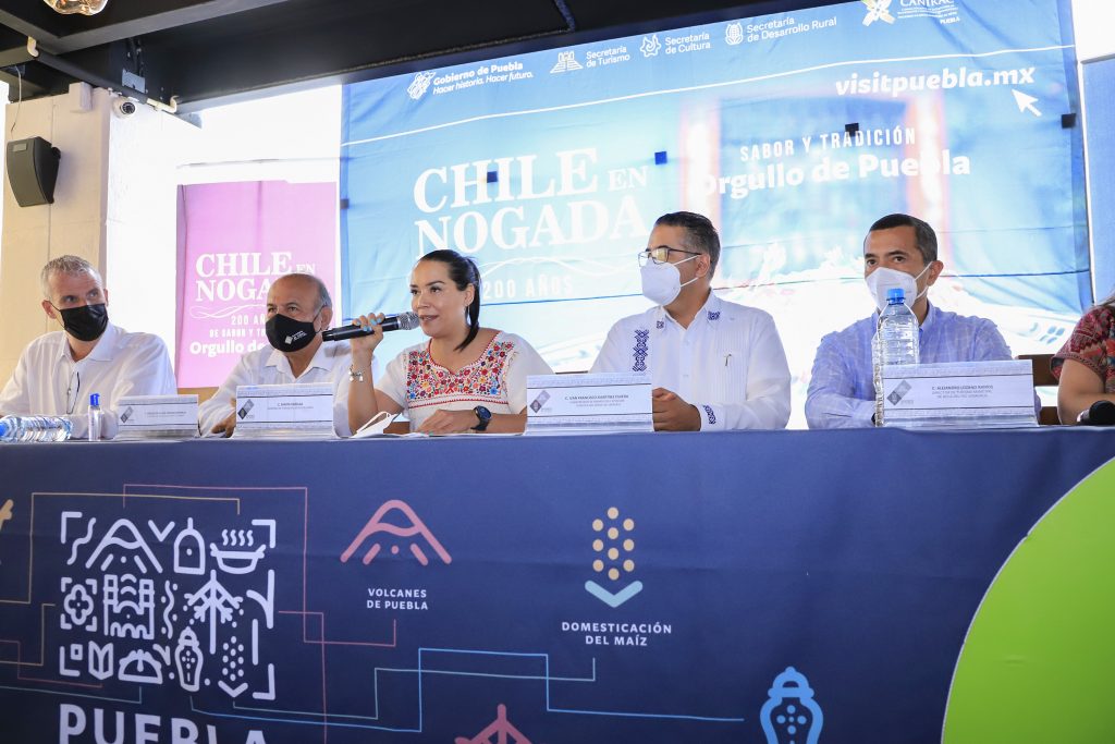 Invita Turismo a veracruzanos a visitar Puebla y probar el Chile en Nogada