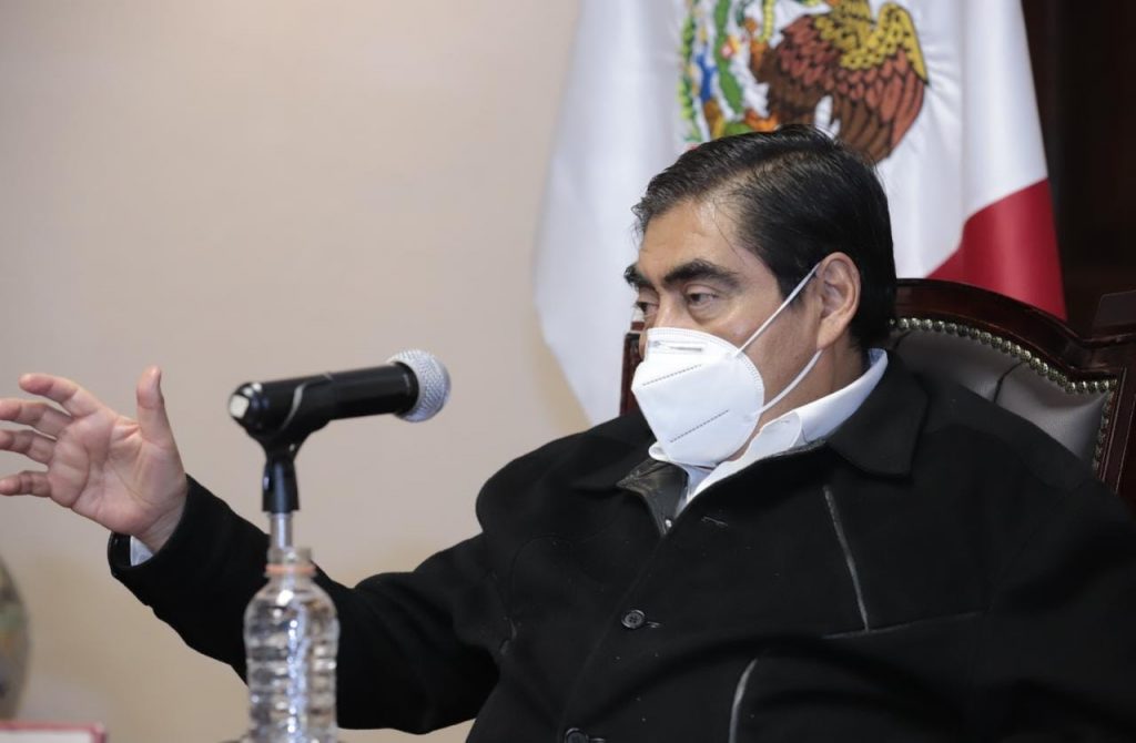 Video desde Puebla: Gobernador Barbosa se reúne con transportistas para regular el servicio