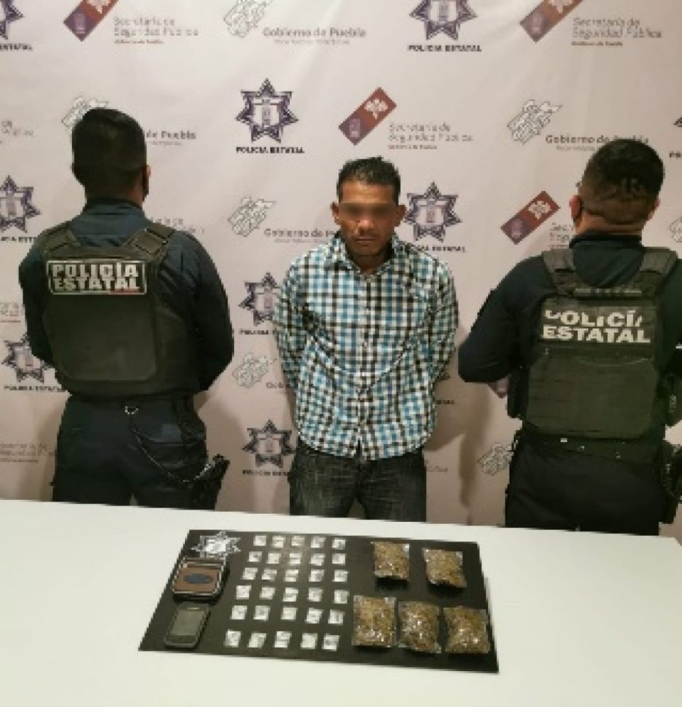 Detiene policía estatal a presunto narcomenudista de “El Pollo” en Altepexi