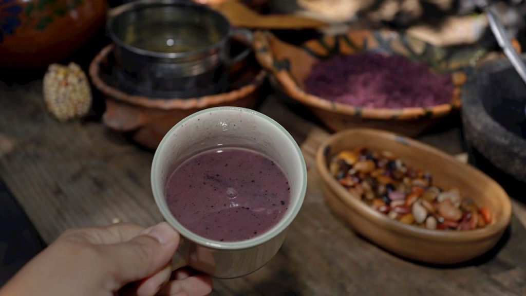 Atole de maíz morado gana concurso gastronómico nacional ¿A qué sabe la patria?