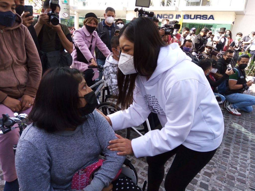 Video desde Puebla: A finales de agosto estarán listas las obras del zócalo, subrayó Claudia Rivera