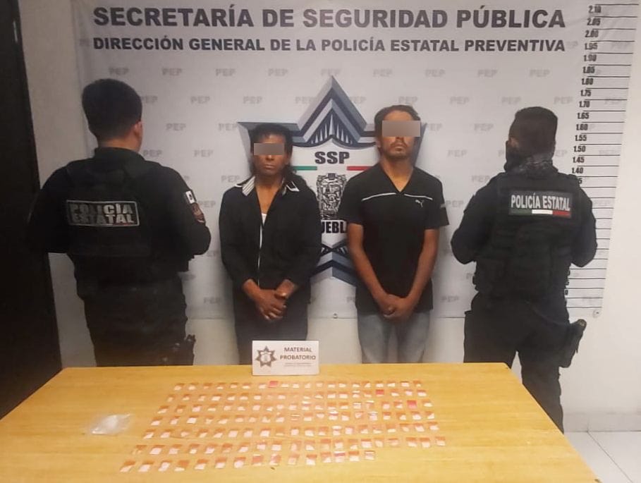 Captura Policía Estatal a dos presuntos narcomenudistas en San Andrés Cholula