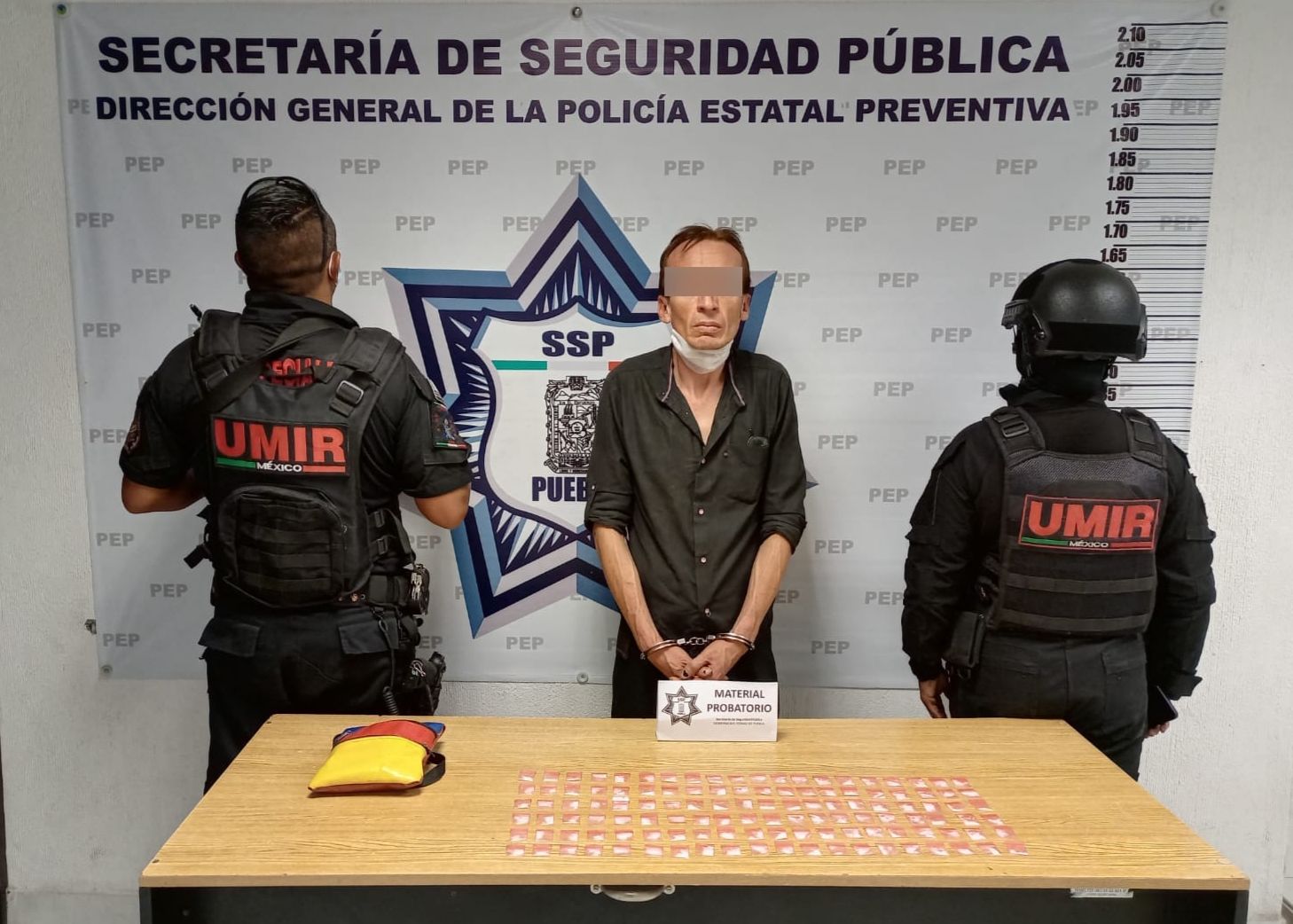 Asegura Policía Estatal a presunto narcomenudista colombiano