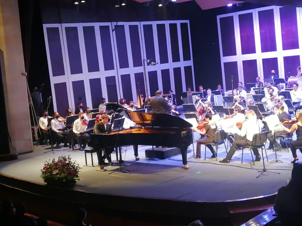 La Quinta Sinfonía, de Beethoven, con la OSSLP en YouTube