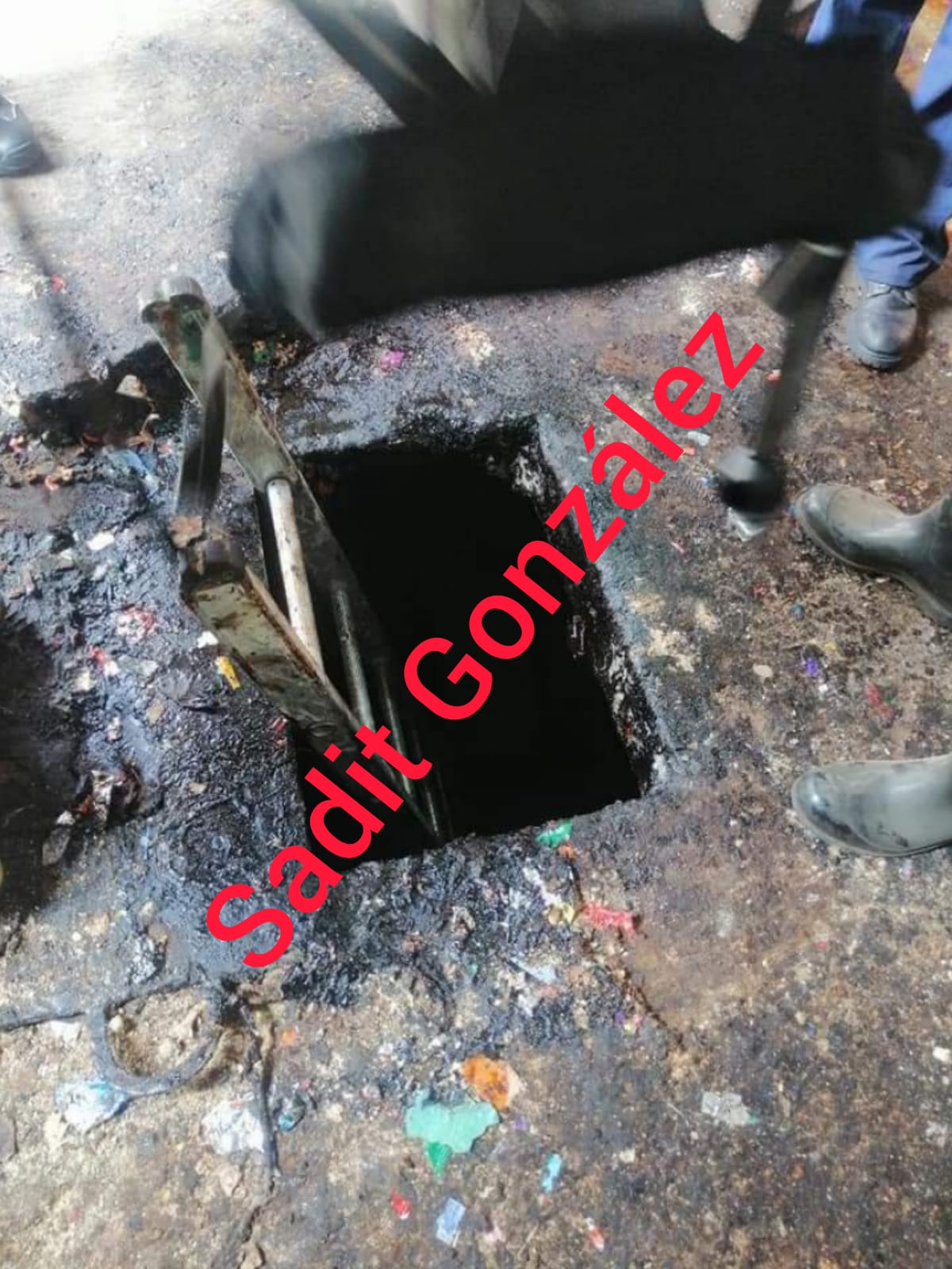 Mueren dos hombres al interior de una cisterna en Texmelucan