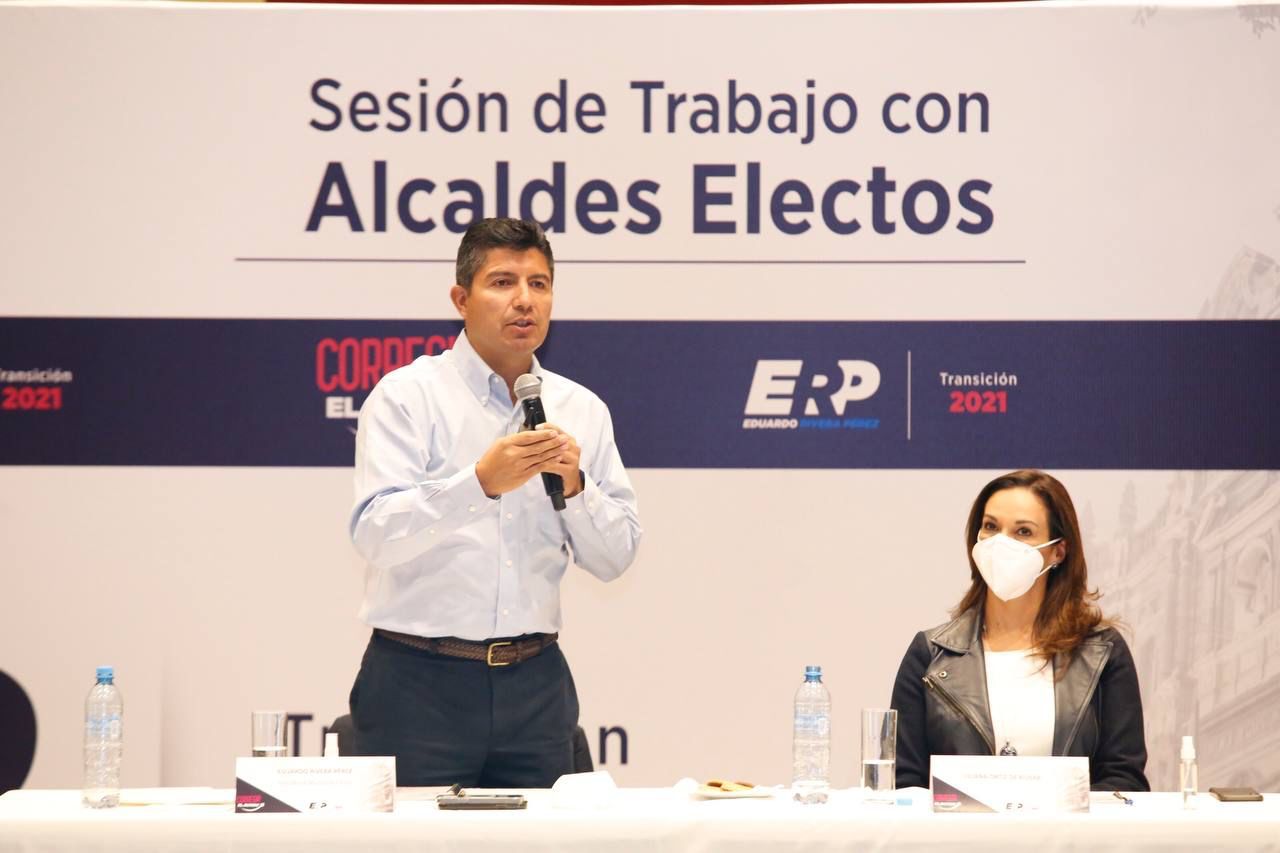Eduardo Rivera encabeza reunión de ediles electos panistas