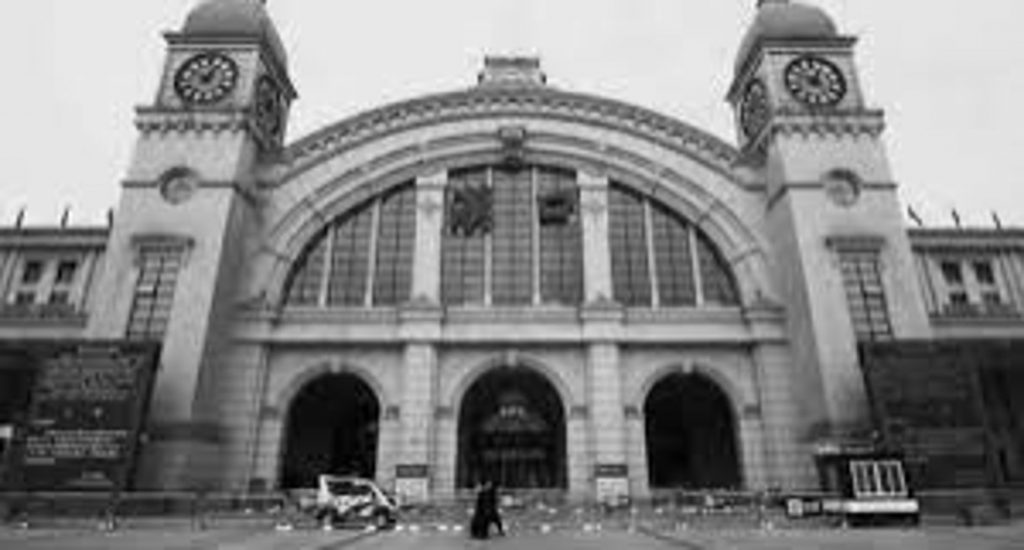 Tianjin Haihe Media Group publicó un documental acerca de Zhang Boli, especialista en medicina tradicional china, en la lucha contra la pandemia de la COVID-19