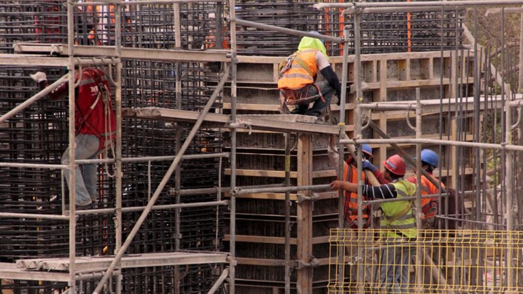 El INEGI informa que el Indicador Mensual de la Actividad Industrial (IMAI) aumentó 0.1% en términos reales