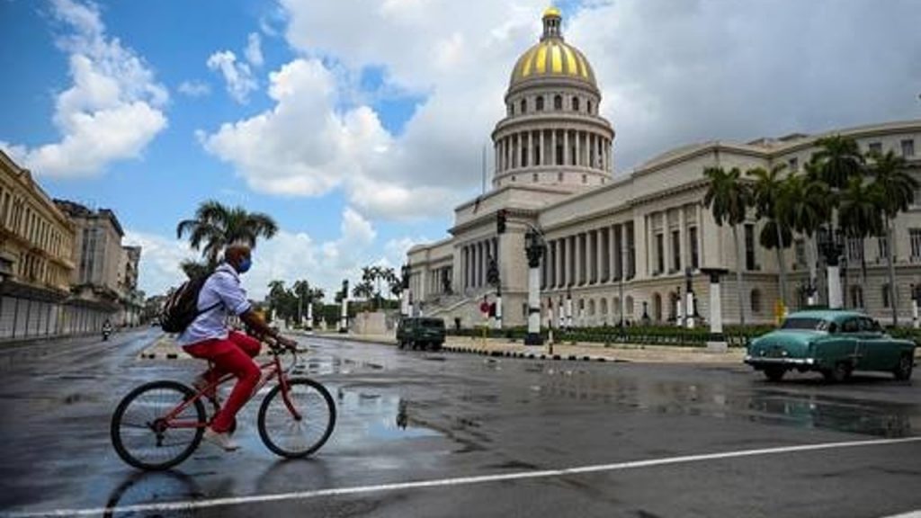 Artistas en Cuba instan a “defender la patria ante intento desestabilizador”