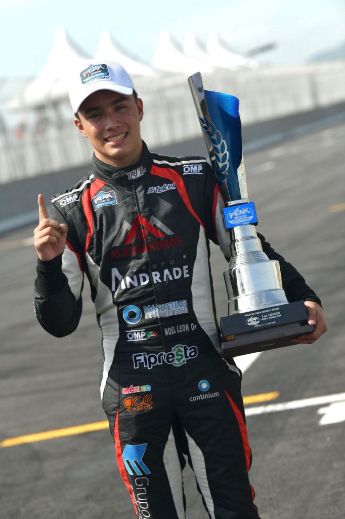 Alessandros Racing y Noel León imparables en la NASCAR Challenge, ganan la tercera al hilo